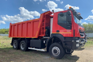 САМОСВАЛ IVECO-AMT 653900